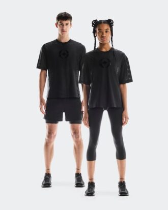 Ausschnitt T-Shirt FKA