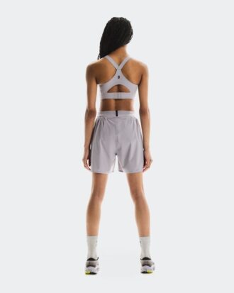 Damen 5″ Performance Shorts Lila