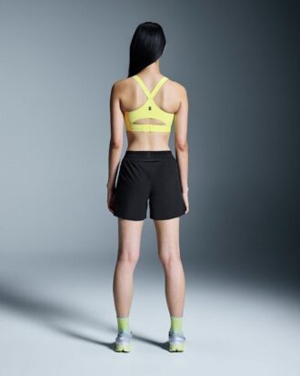 Damen 5″ Performance Shorts Schwarz