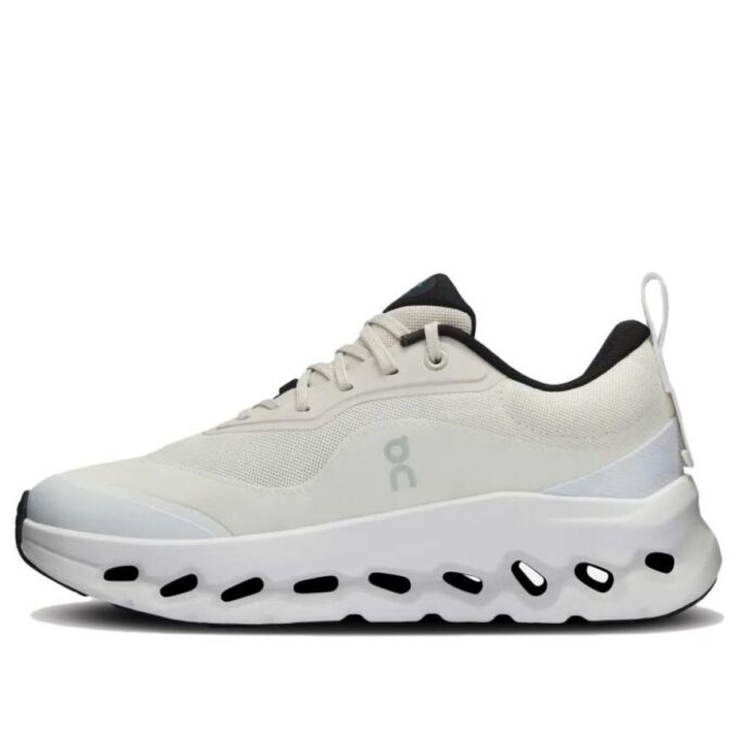 On Running x LOEWE Cloudtilt 2 «Sandweiß»