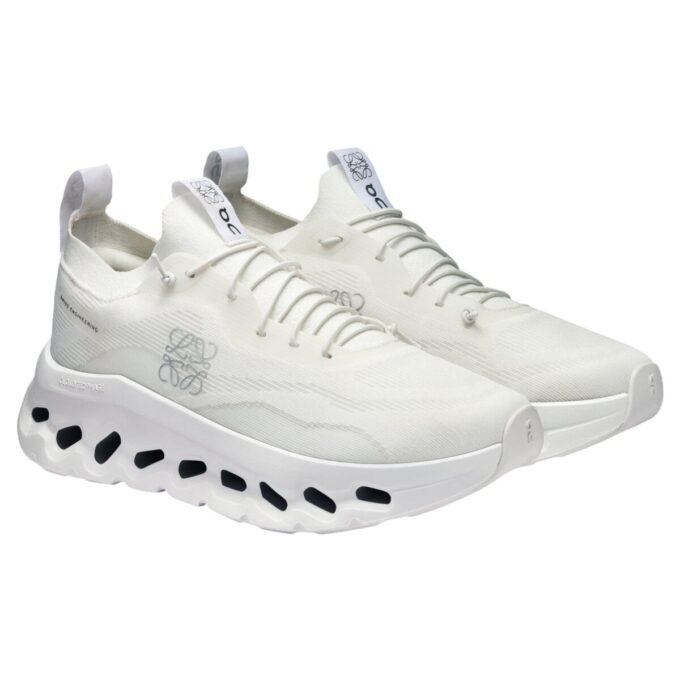 On Running x LOEWE Cloudtilt «Reinweiß»
