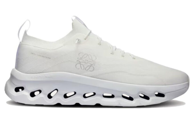 On Running x LOEWE Cloudtilt «Reinweiß»